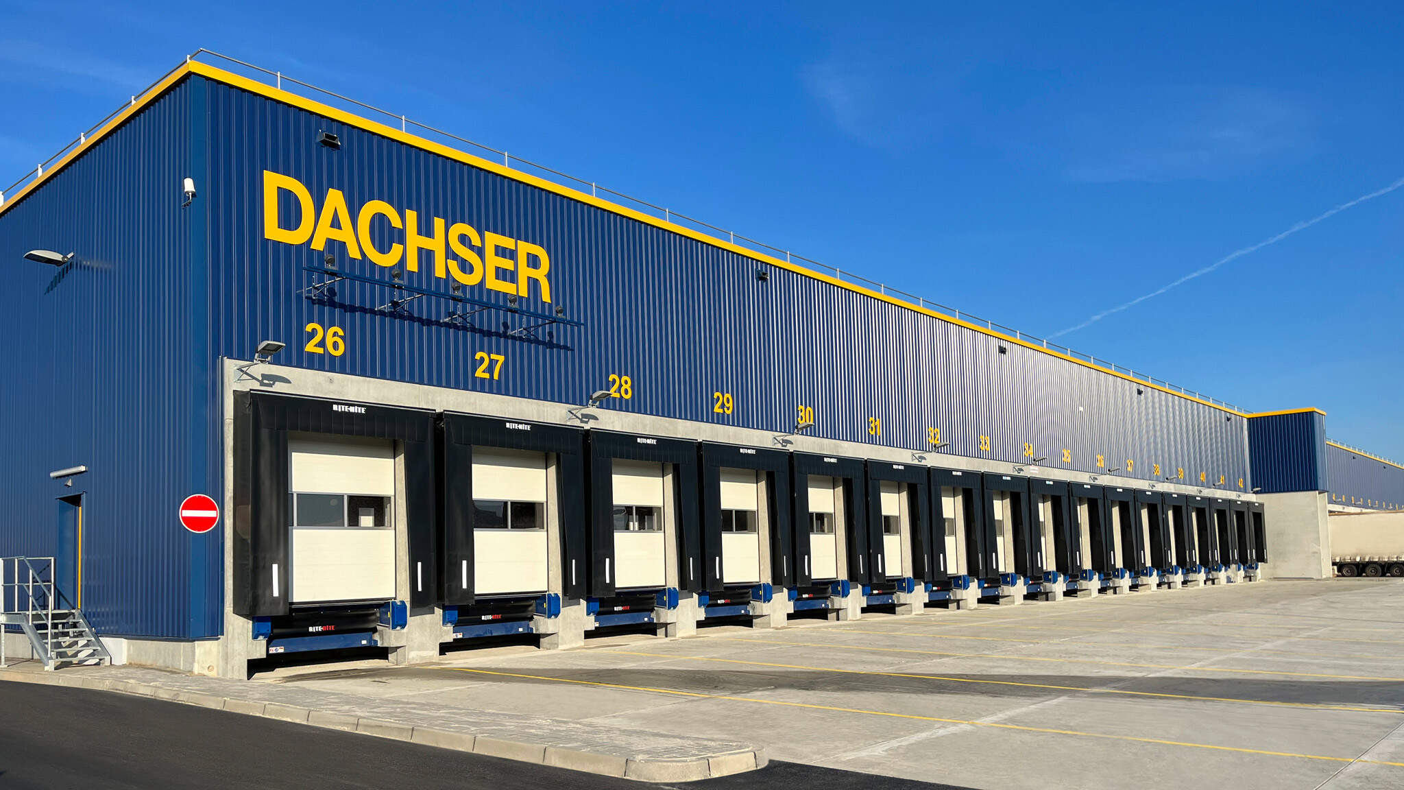 DACHSER Logistics Center Bremen European Logistics DACHSER Logistics Center Bremen European Logistics