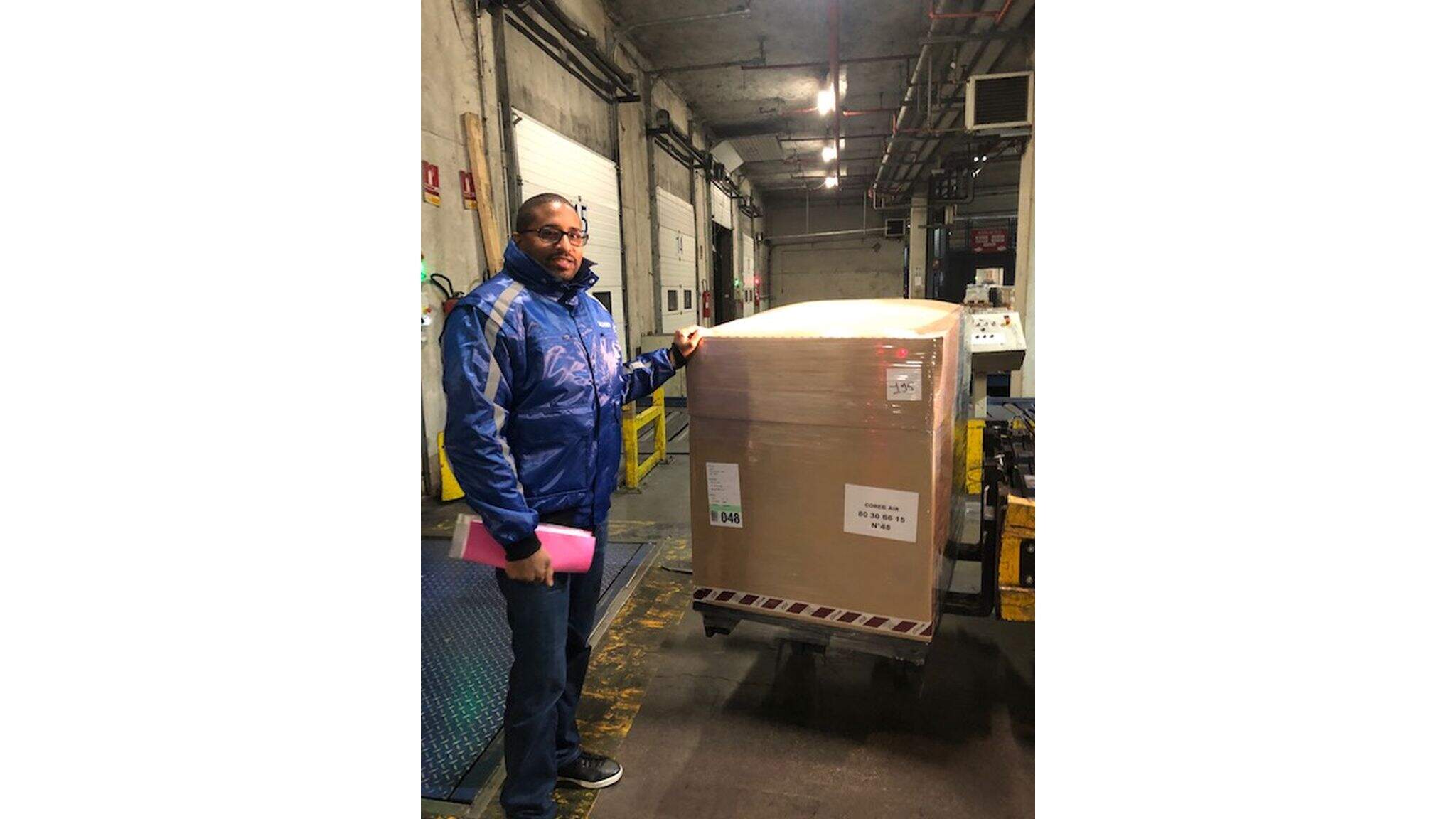 Despite the ongoing social protests, DACHSER France picked up and transferred the shipment smoothly to Paris Charles de Gaulle Airport. Despite the ongoing social protests, DACHSER France picked up and transferred the shipment smoothly to Paris Charles de Gaulle Airport.