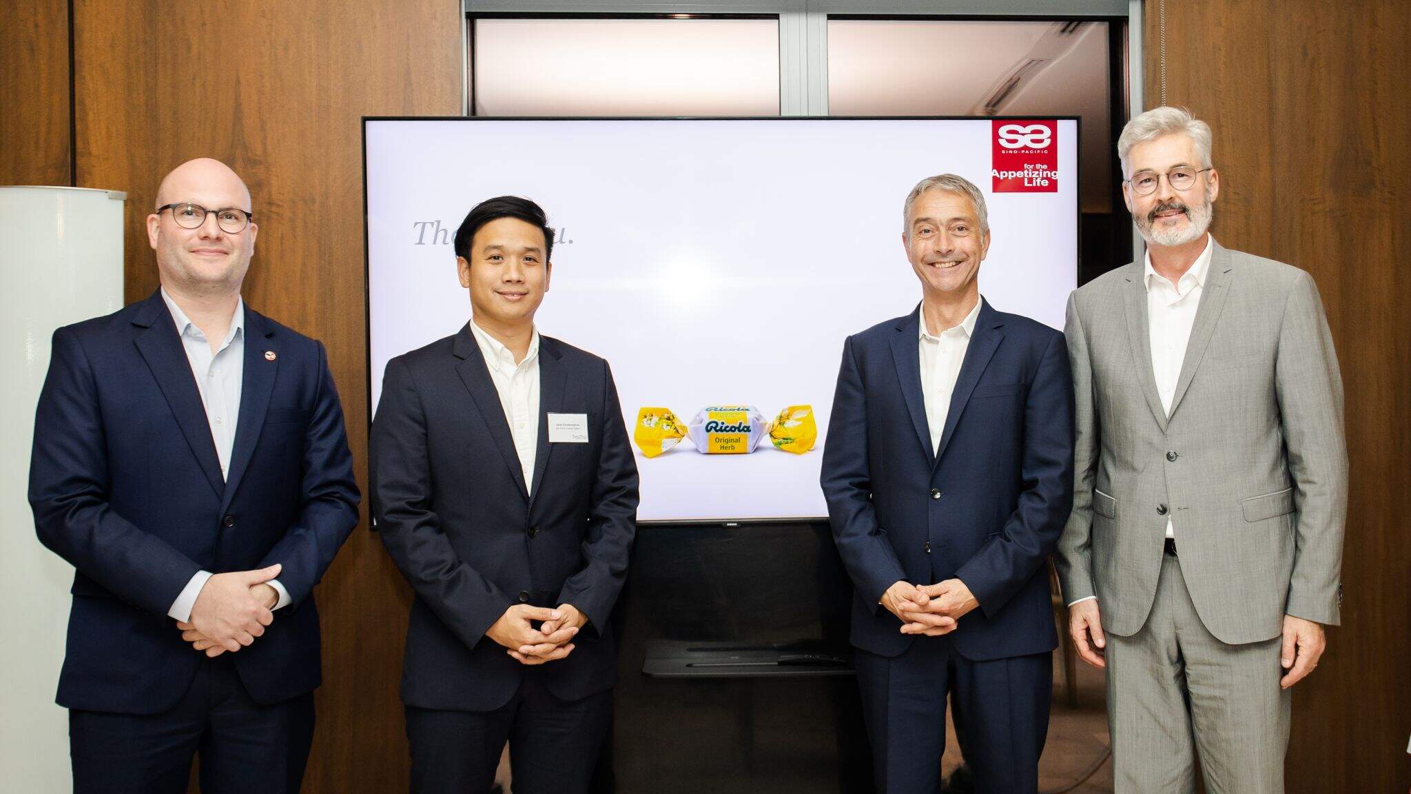 From left to right David Stauffacher, Executive Director Swiss-Thai Chamber of Commerce; Savet Savetsomphob, Senior Executive Director Sino Pacific Trading; Samuel Haller, Country Manager Dachser Air & Sea Logistics Switzerland and Pedro Zwahlen, Swiss Ambassador for the Kingdom of Thailand